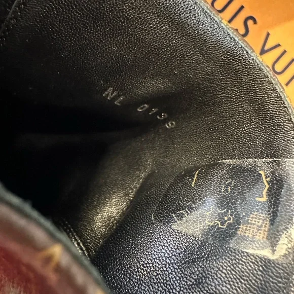LOUIS VUITTON WOMEN'S Silhouette Ankle Boots Micro Monogram EUC FULL INCLUSION - Picture 9 of 12